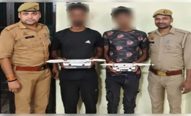 पुलिस ने घरों में चोरी करने वाले गिरोह का किया पर्दाफाश, दो शातिर चोर गिरफ्तार