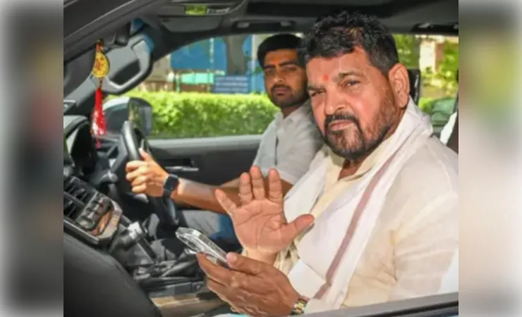 भाजपा नेता बृजभूषण शरण सिंह महिला पहलवानों के यौन शोषण मामले में बरी
