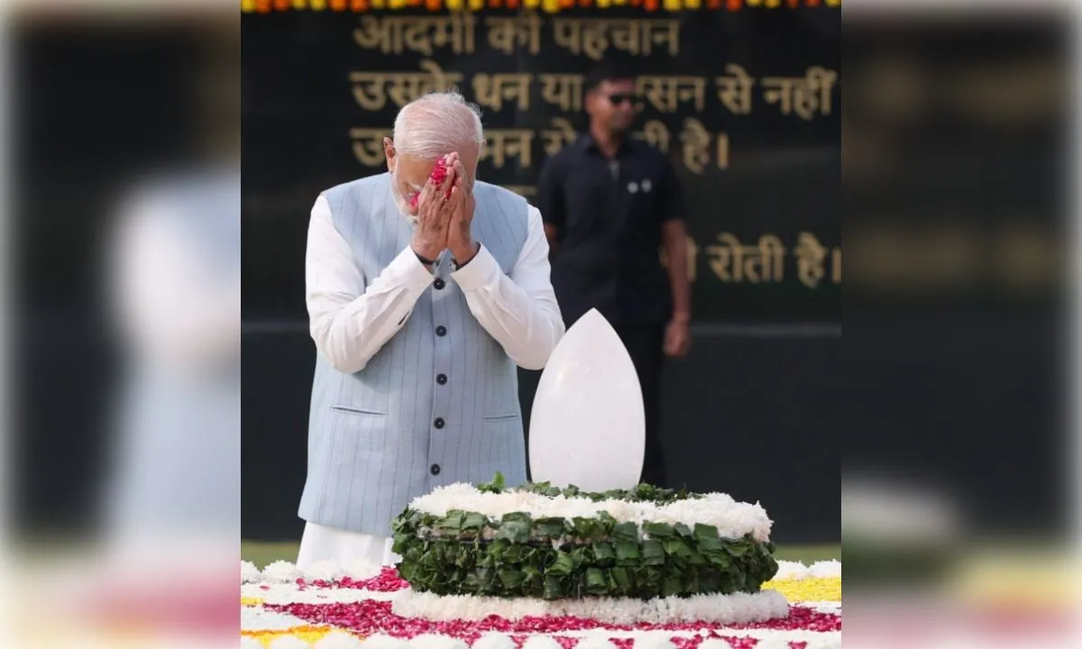 अटल की पुण्यतिथि पर पीएम मोदी समेत नेताओं ने किया नमन