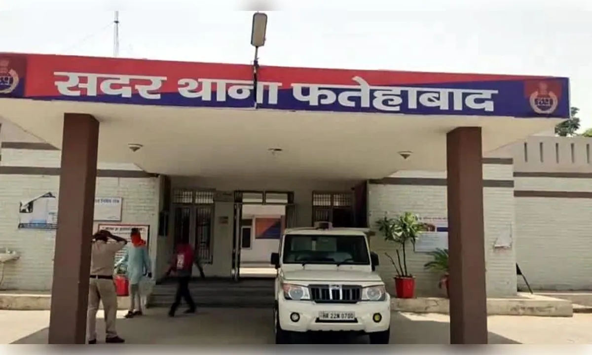 विदेश भेजने के बहाने ठगी करने वाले गिरोह बेनकाब, आरोपी गिरफ्तार