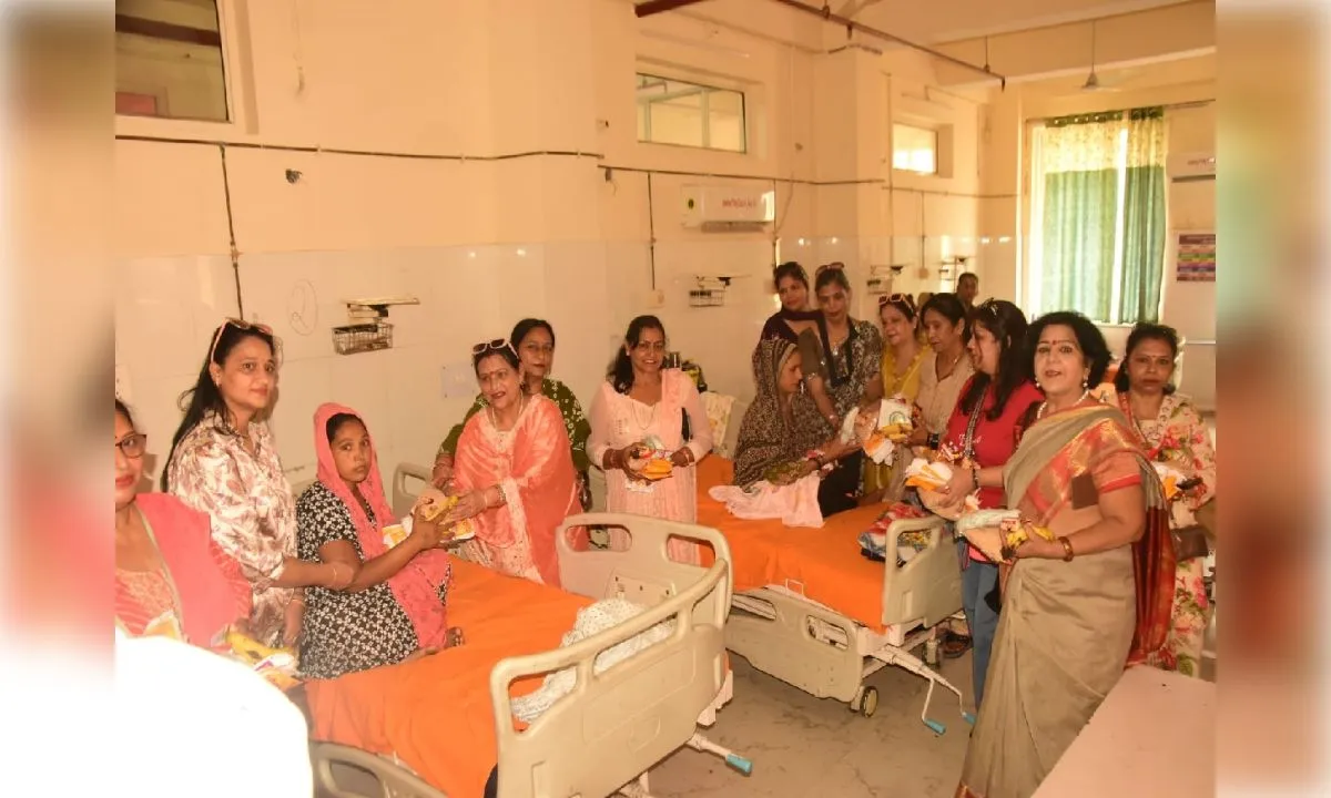 मुरादाबाद में वर्ल्ड ब्रेस्टफीडिंग वीक पर जागरूकता कार्यक्रम