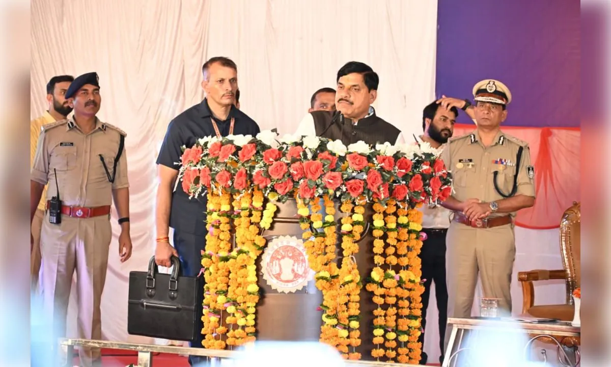 जबलपुरः मुख्यमंत्री ने हाईटेक तिलवारा थाना भवन सहित तीन परियोजनाओं का किया लोकार्पण