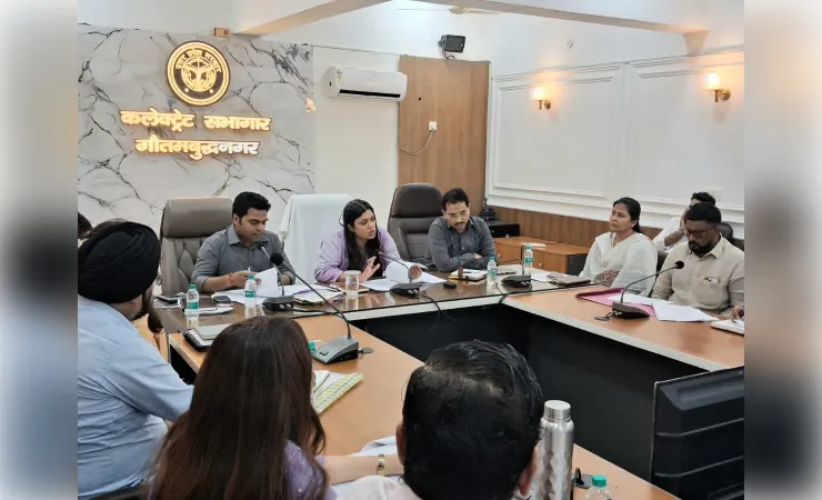 फीस बढ़ाने वाले स्कूलों सात स्कूलों पर एक-एक लाख रुपये का जुर्माना