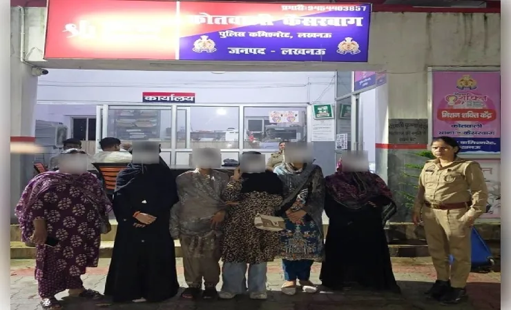 घर से लापता चार सगी बहनें देवा शरीफ से सकुशल बरामद, कैसरबाग पुलिस की त्वरित कार्रवाई