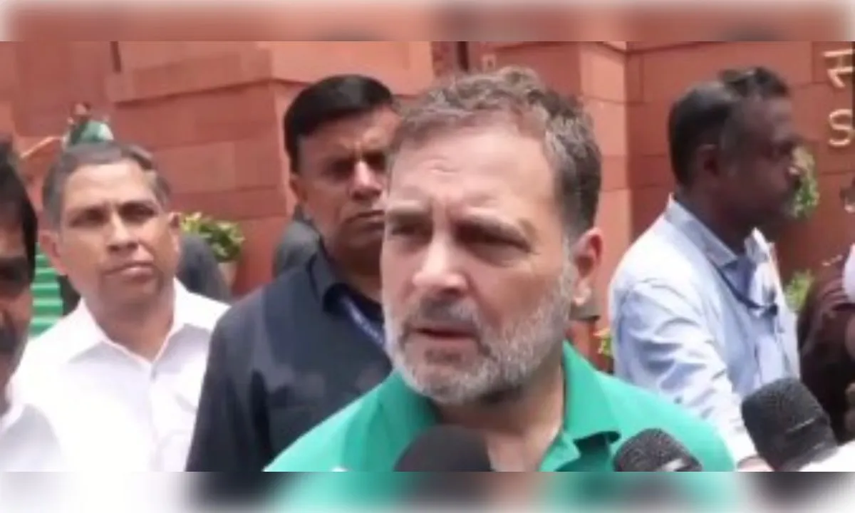 गृहमंत्री के चर्चा के प्रस्ताव पर राहुल गाधी का करारा जवाब
