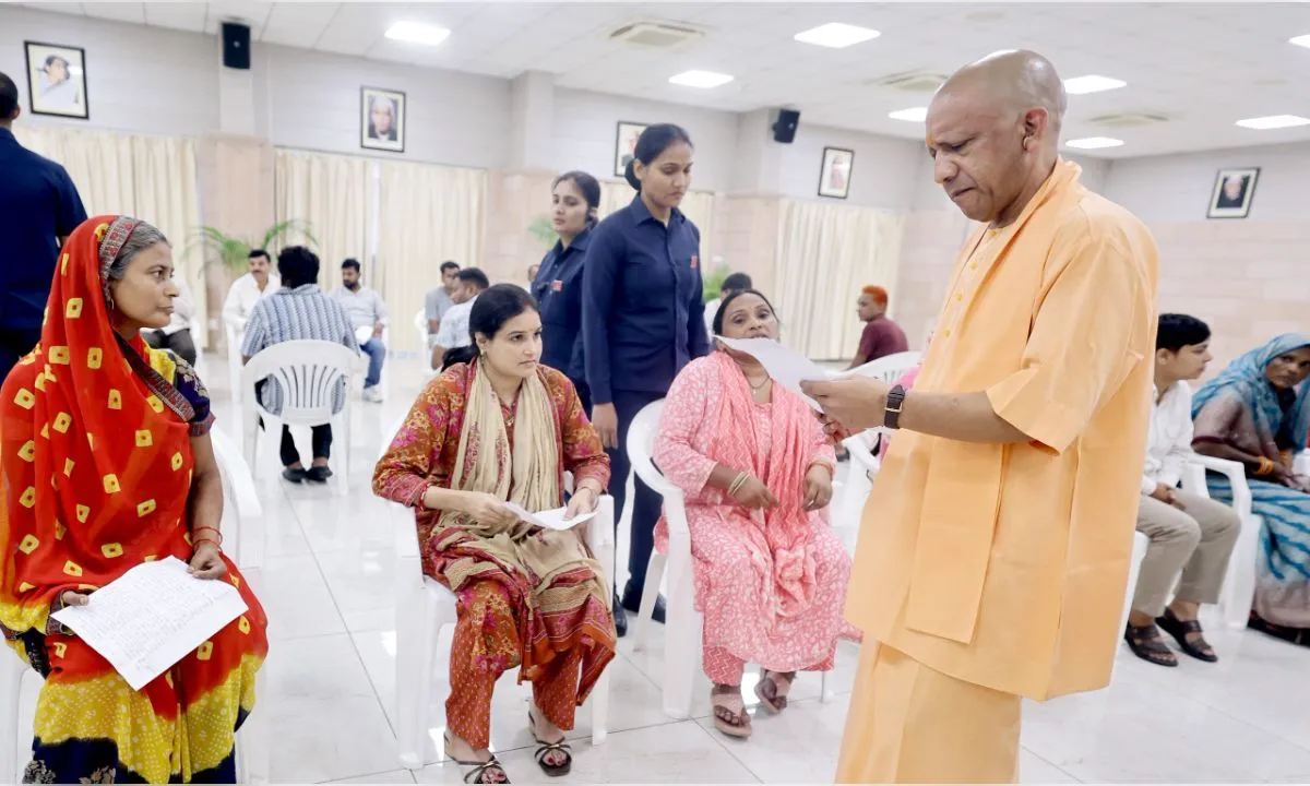 मां की गुहार पर सीएम योगी ने थैलेसीमिया पीड़ित बच्चे की मदद