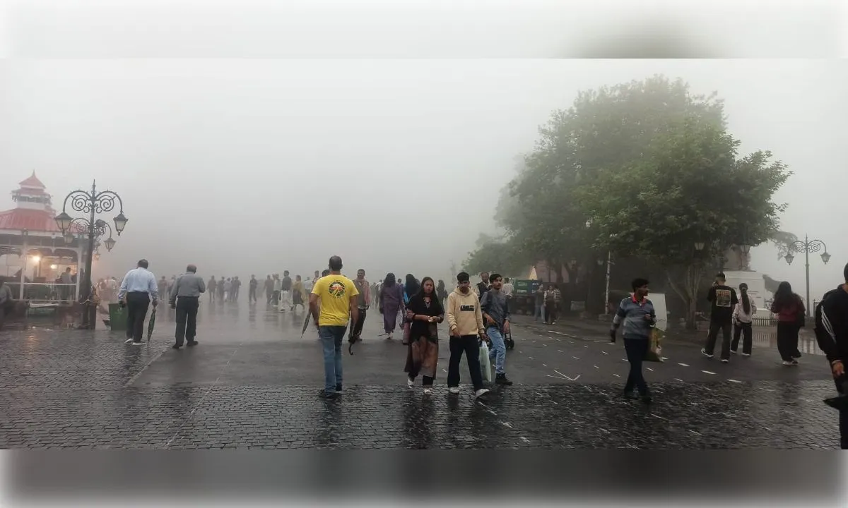हिमाचल में भारी बारिश ने बढ़ाई चिंता, प्रदेश के 149 सड़कें बंद