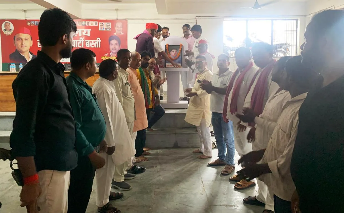 समाजवादियों ने जयन्ती पर पिछड़ा वर्ग आयोग अध्यक्ष बी.पी.मंडल को किया नमन्