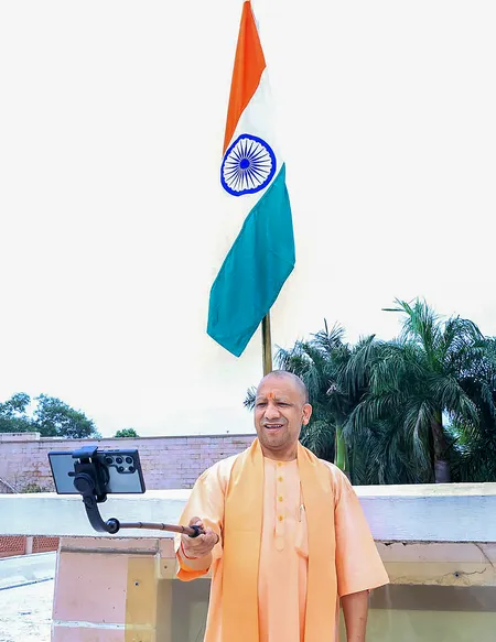 देशभर में आज से चलेगा 'हर घर तिरंगा' अभियान