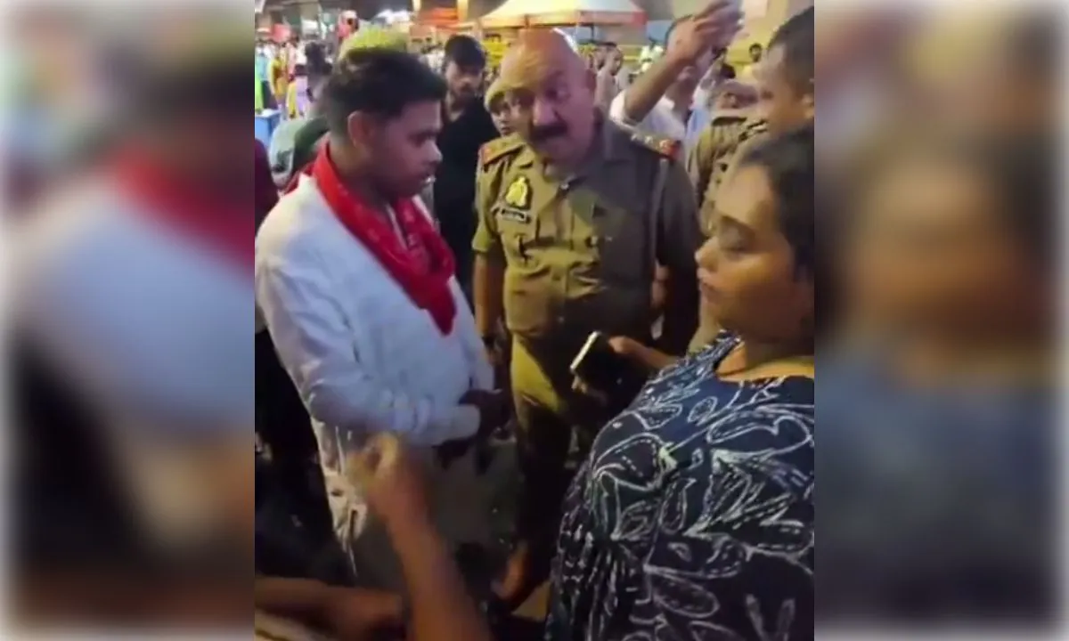 बाबा विश्वनाथ के दर्शन के नाम पर फर्जीवाड़ा, पुलिस की सतर्कता से बची श्रद्धालु की रकम