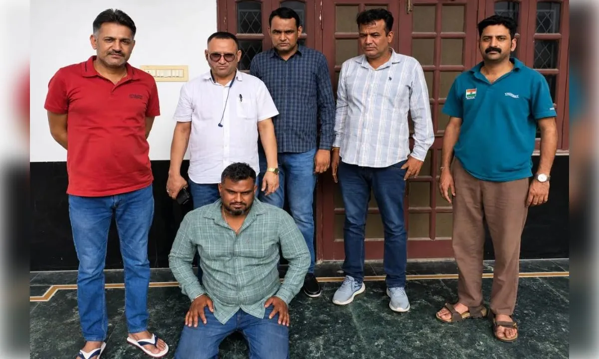 छह साल से फरार पुलिस जवानों का हत्यारा चढ़ा एएनटीएफ के हत्थे...