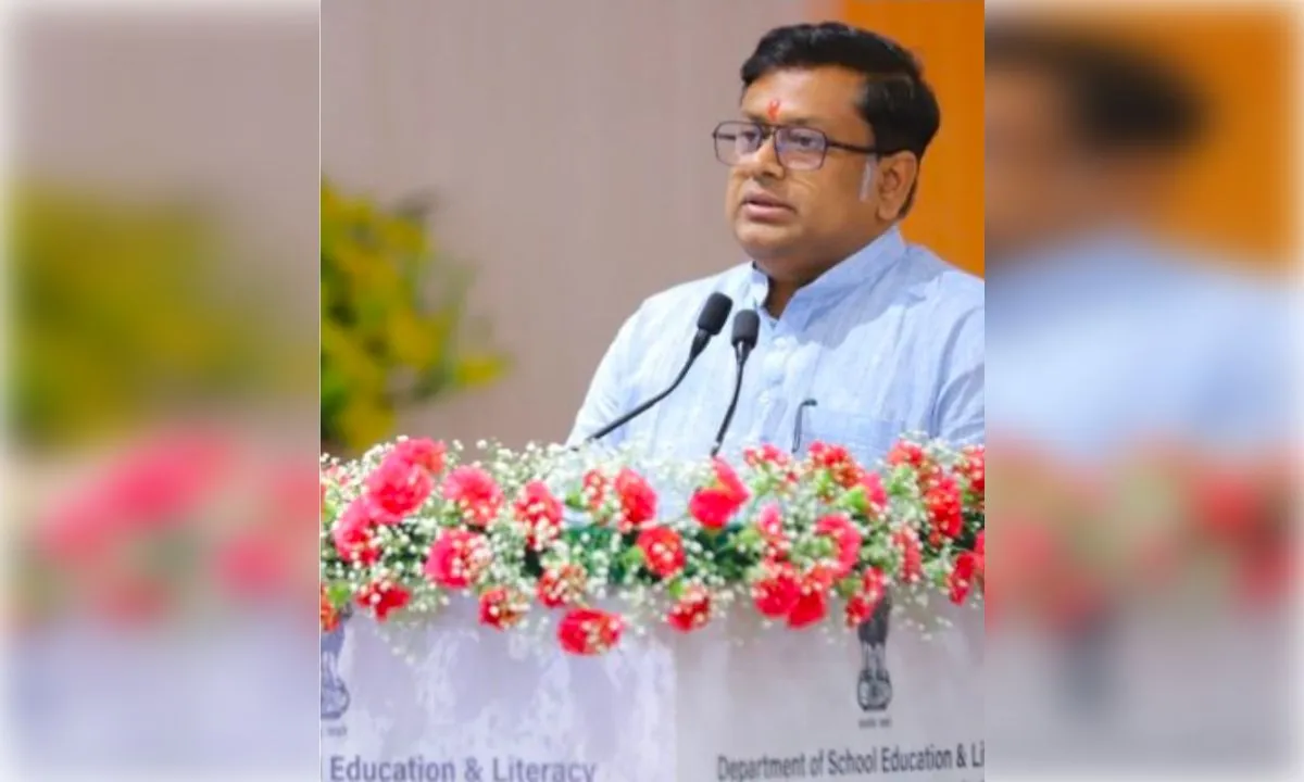 बाढ़ संकट में नेपाल के साथ भारत, 10 टन पहुंची राहत सामग्री 