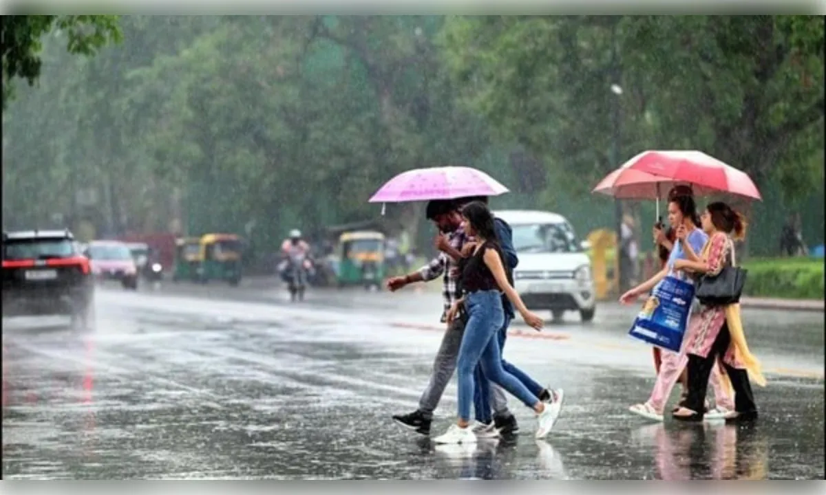 पश्चिम बंगाल के अधिकांश इलाकों में गरज-चमक के साथ बारिश के आसार