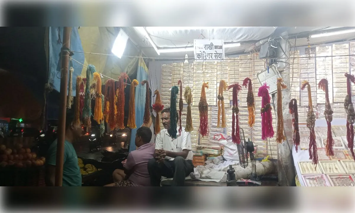 प्रयागराज में रक्षाबंधन की तैयारियां तेज, सजे राखी बाजार