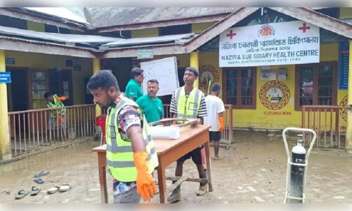 असम में बाढ़ का उतरा पानी, 90 गांवों में अब भी संकट बरकरार
