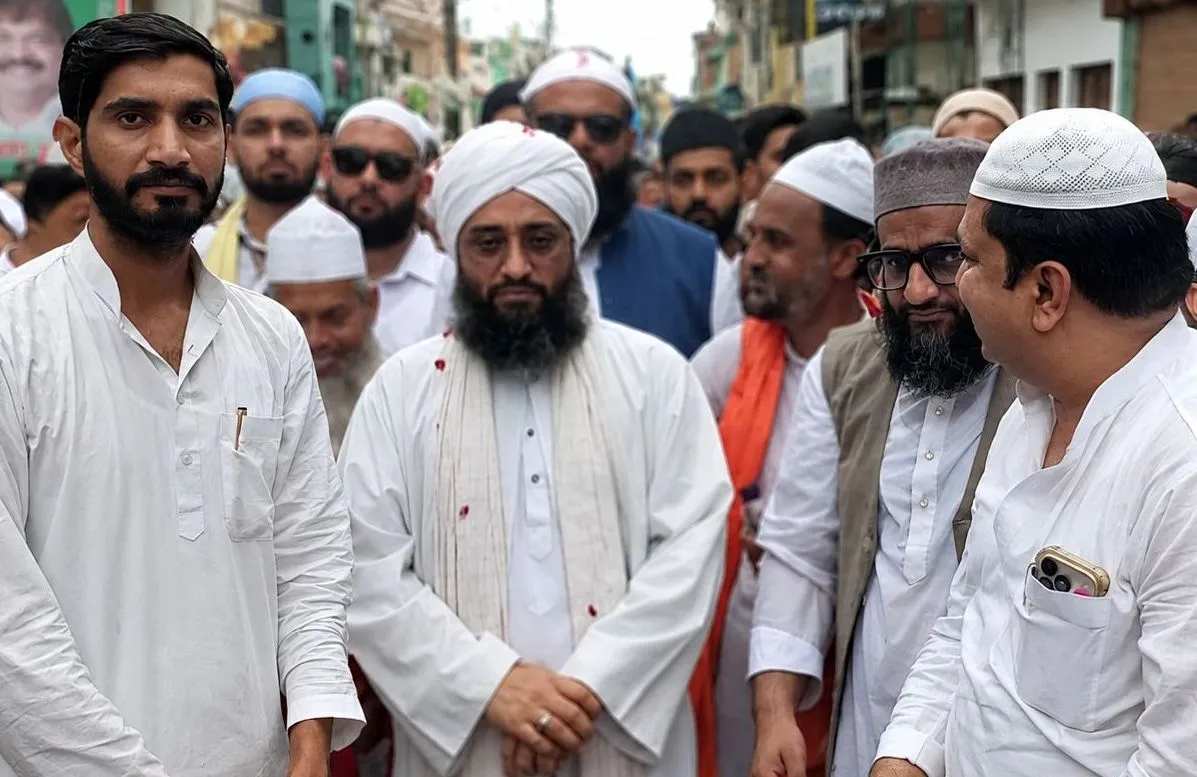 अकीदत के साथ निकला जुलूस-ए-मोहम्मदी 