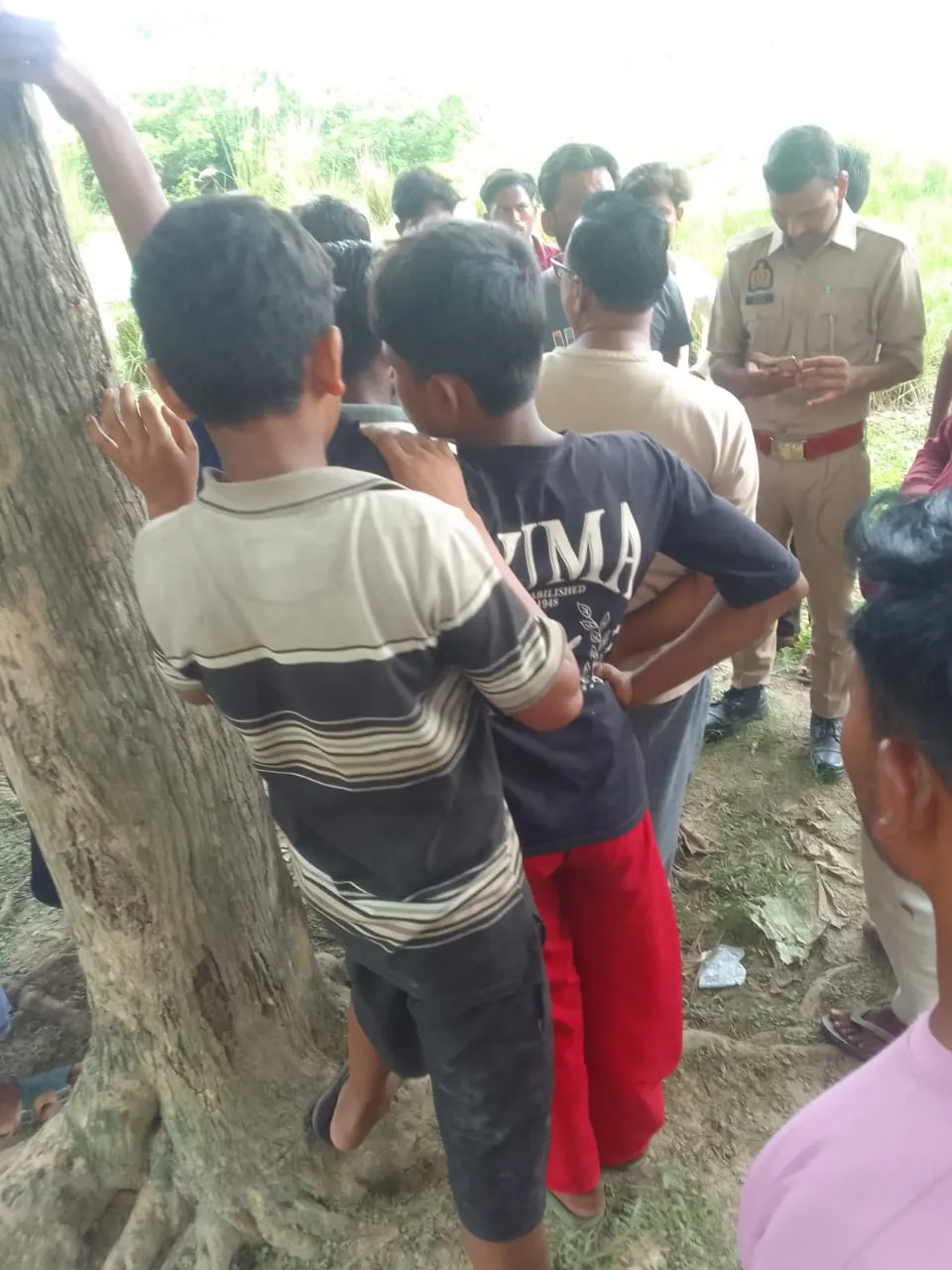 पुरैना तालाब में डूबने से युवक की मौत,परिजनों ने पोस्टमार्टम कराने से किया इंकार