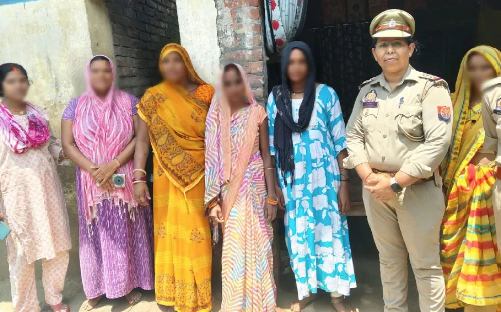 महिला सुरक्षा, के उद्देश्य से पुलिस द्वारा चलाया गया जागरूकता अभियान