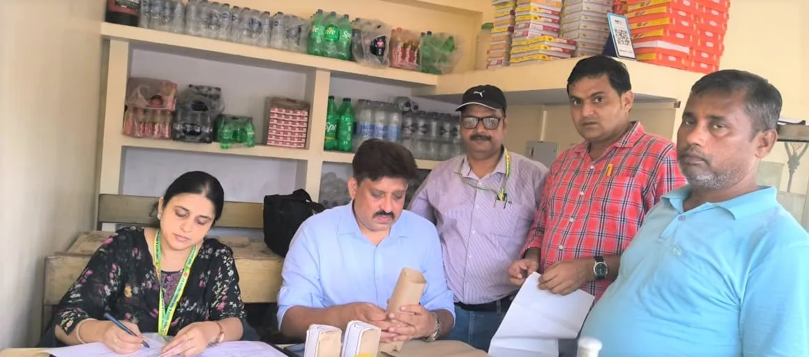 मिलावटखोरी पर खाद्य विभाग की सख्ती, 07 खाद्य पदार्थों के नमूने लिए
