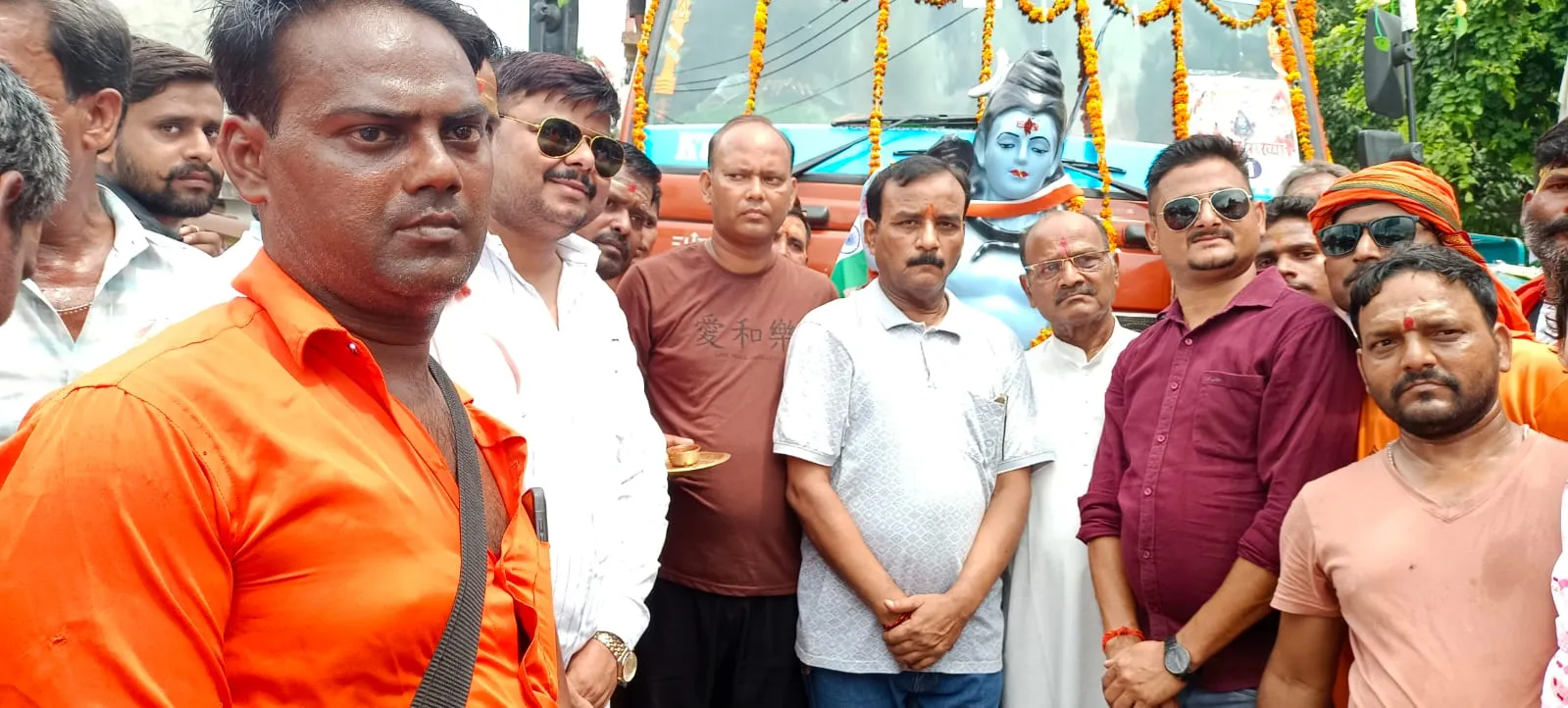 मैगलगंज से फर्रुखाबाद के लिए रवाना हुई 18वीं विशाल कांवड़ यात्रा