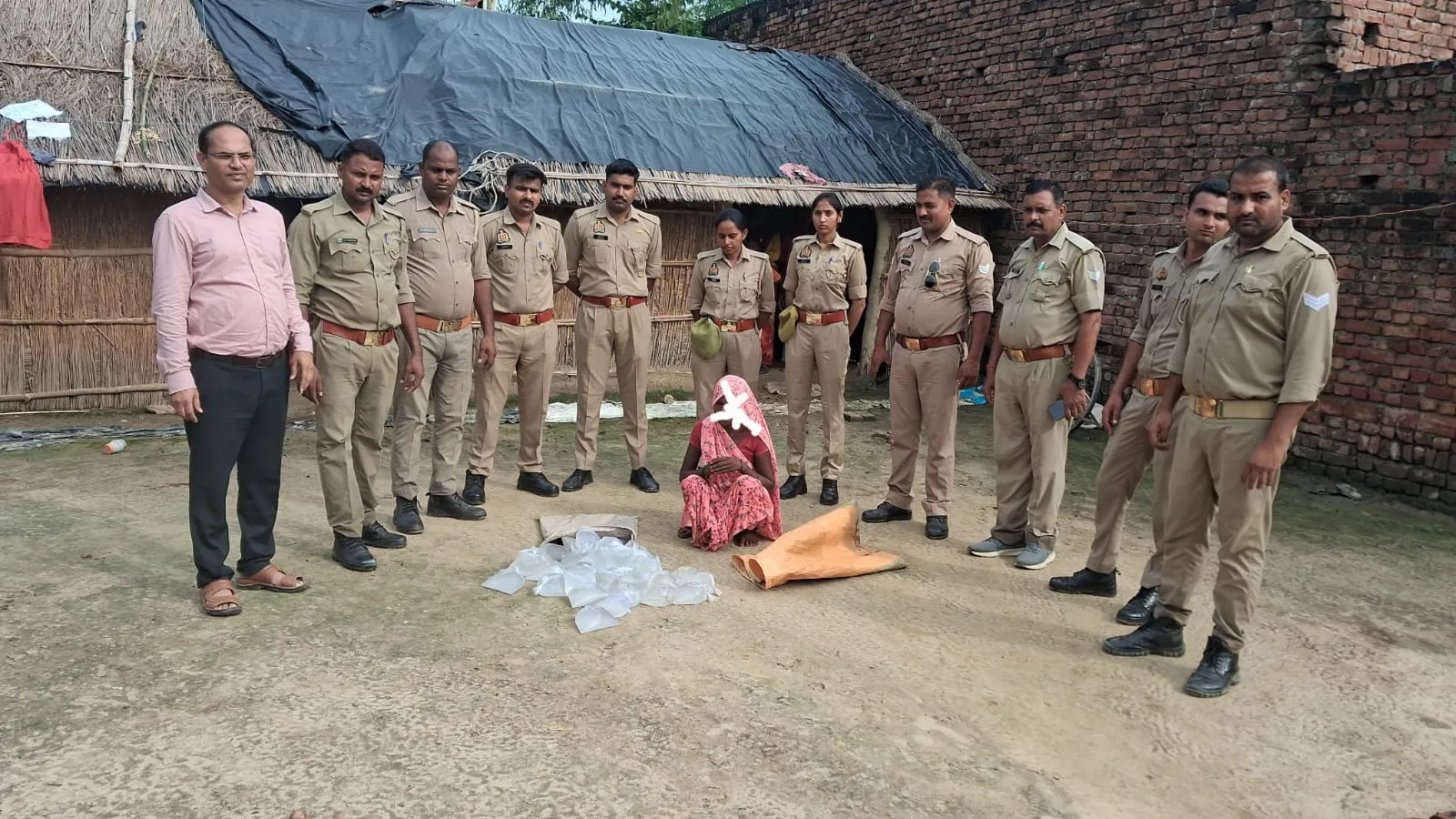 अवैध कच्ची शराब के खिलाफ आबकारी एवं पुलिस की बड़ी कार्रवाई