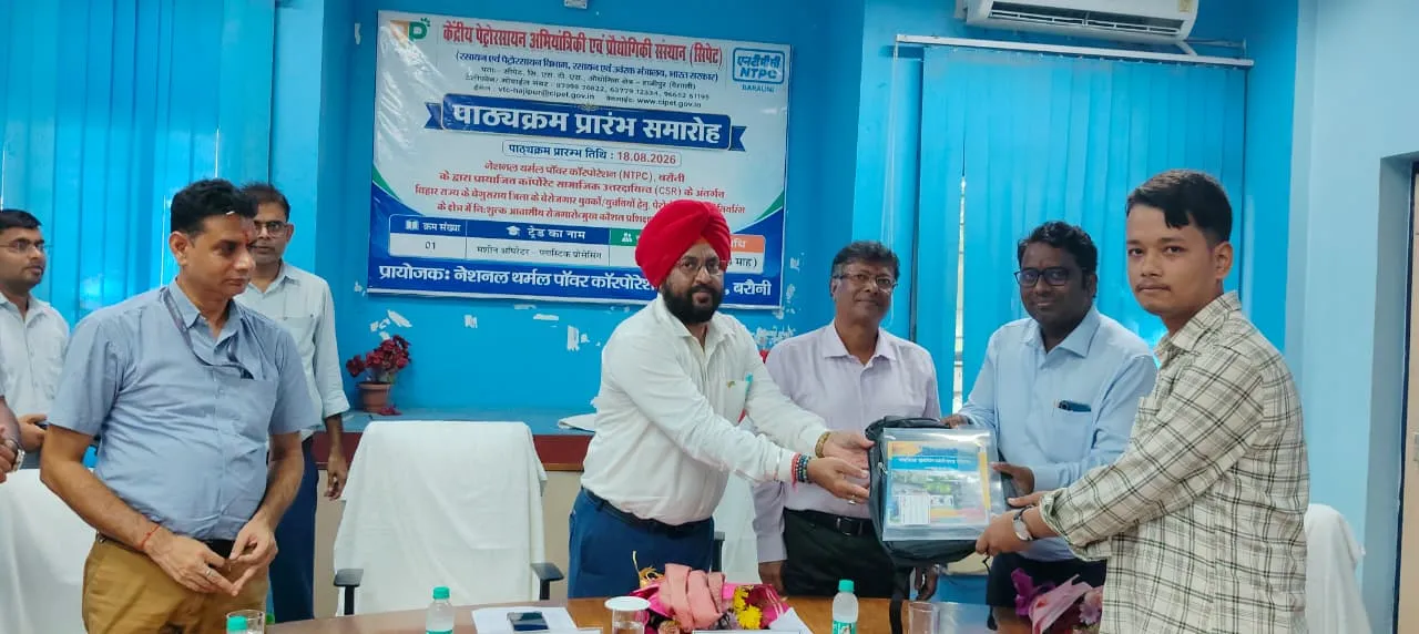 युवाओं को शिक्षा, कौशल और आत्मनिर्भरता उपलब्ध कराना ही वास्तविक विकास: प्रमुख जयदीप घोष 