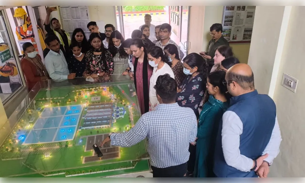 38 प्रशिक्षु डिप्टी कलेक्टरों ने जानी नगर निगम की कार्यप्रणाली