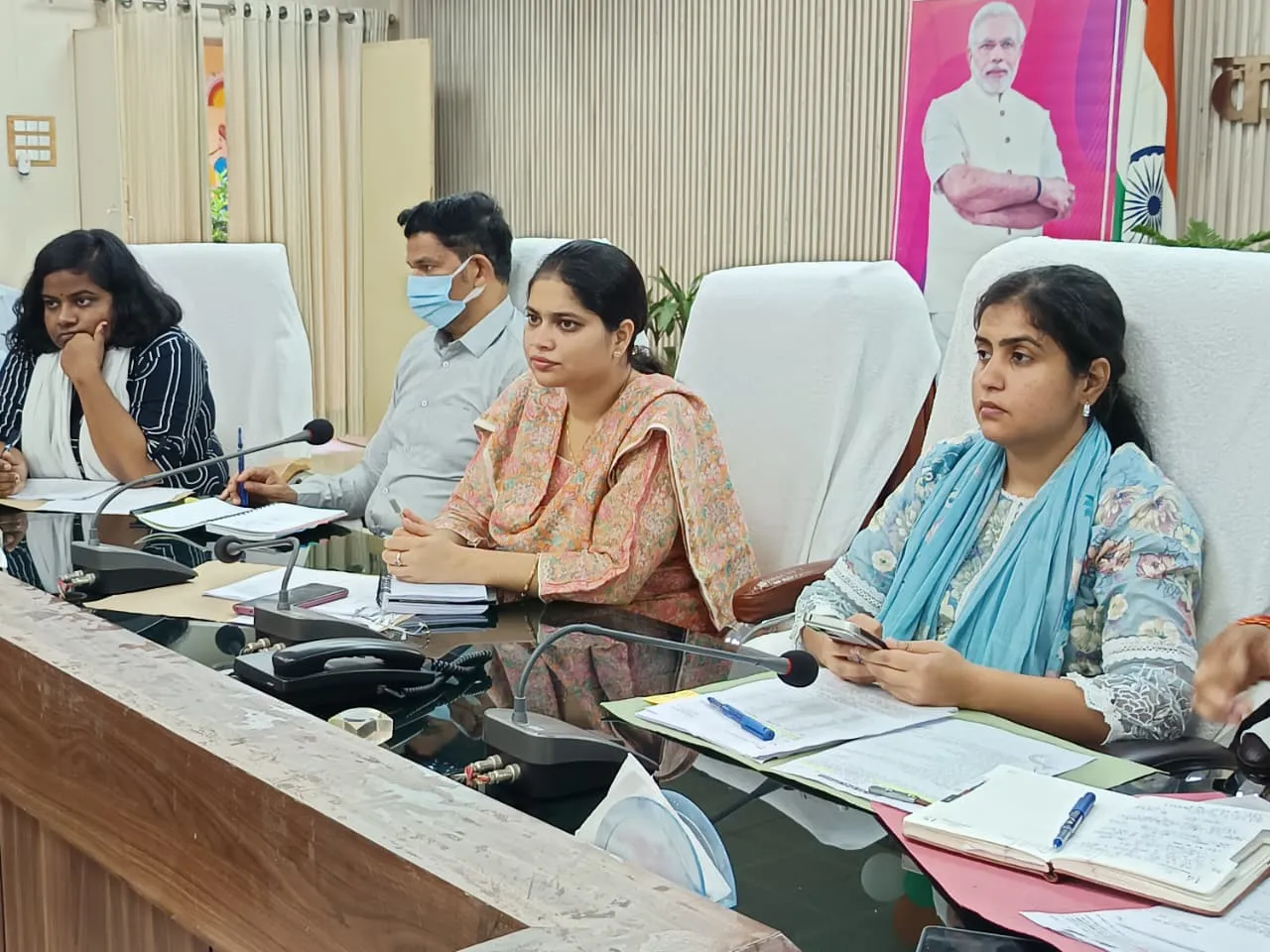 जिला स्तरीय पीस कमेटी की बैठक आयोजित,आगामी पर्वो के दृष्टिगत जिलाधिकारी ने अधिकारियों को दिए निर्देश 