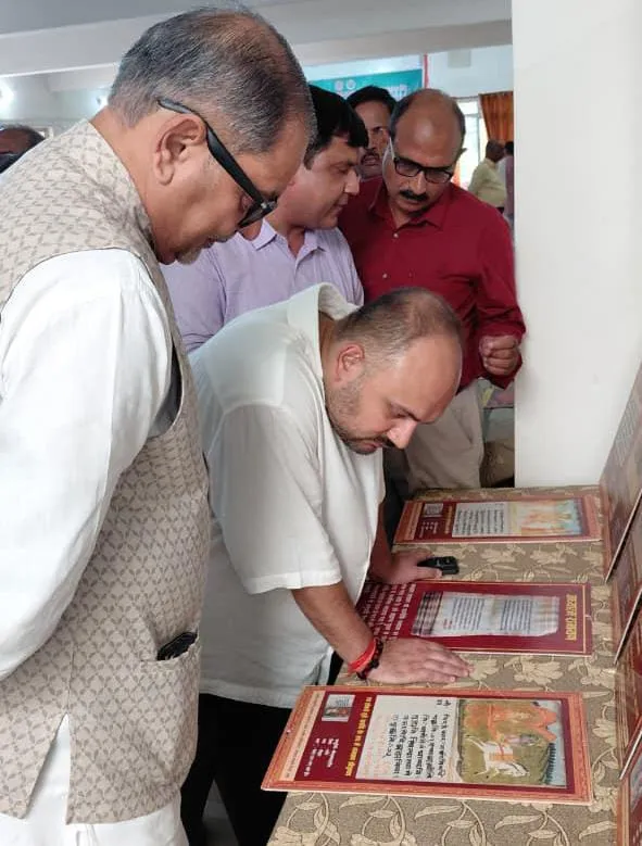 प्राचीन पांडुलिपियां अतीत की जीवित आवाज, इनके संरक्षण से अगली पीढ़ी तक पहुंचेगी ज्ञान की विरासत