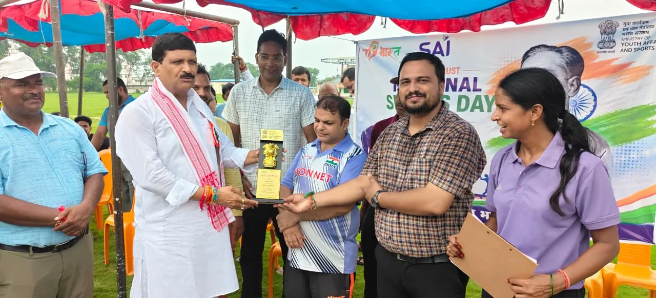 विधायक मेहदावल द्वारा हॉकी एवं कबड्डी प्रतियोगिता का किया गया शुभारंभ