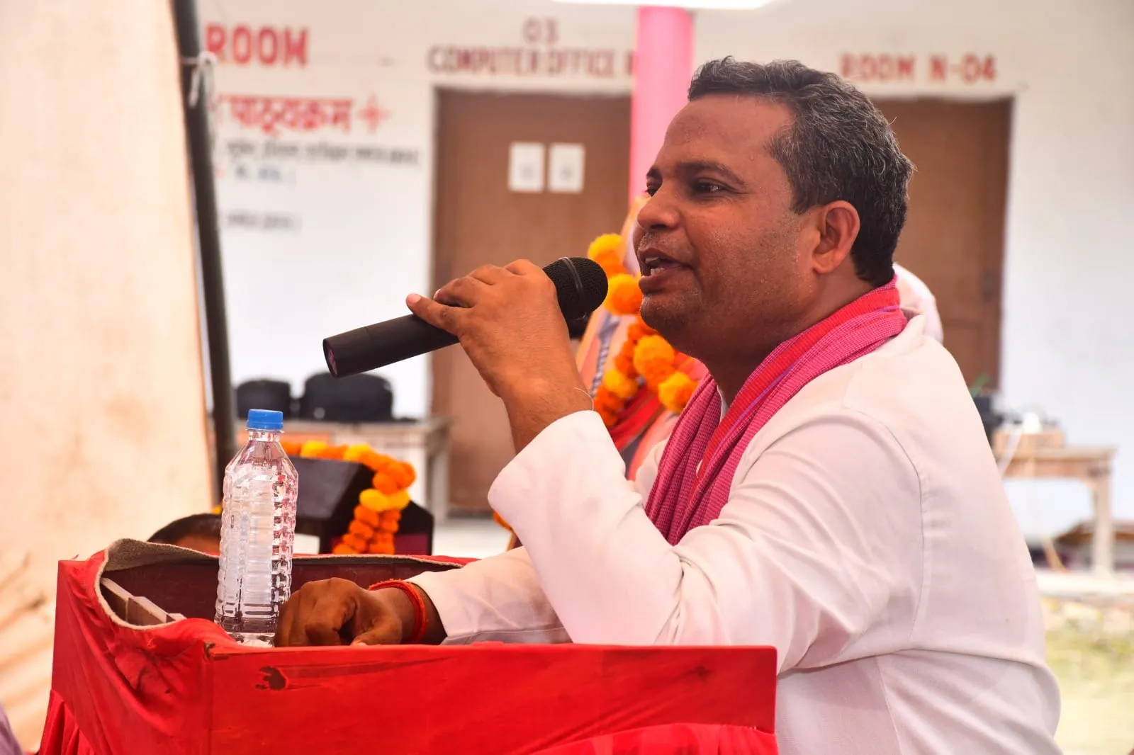 जलालपुर में प्रबुद्धजन संवाद सम्मेलन, हजारों लोगों ने सपा को समर्थन का लिया संकल्प
