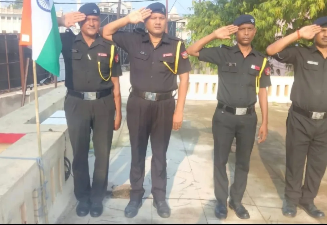 हर घर तिरंगा अभियान के तहत मेडीकल कॉलेज में हुआ ध्वजारोहण  का आयोजन
