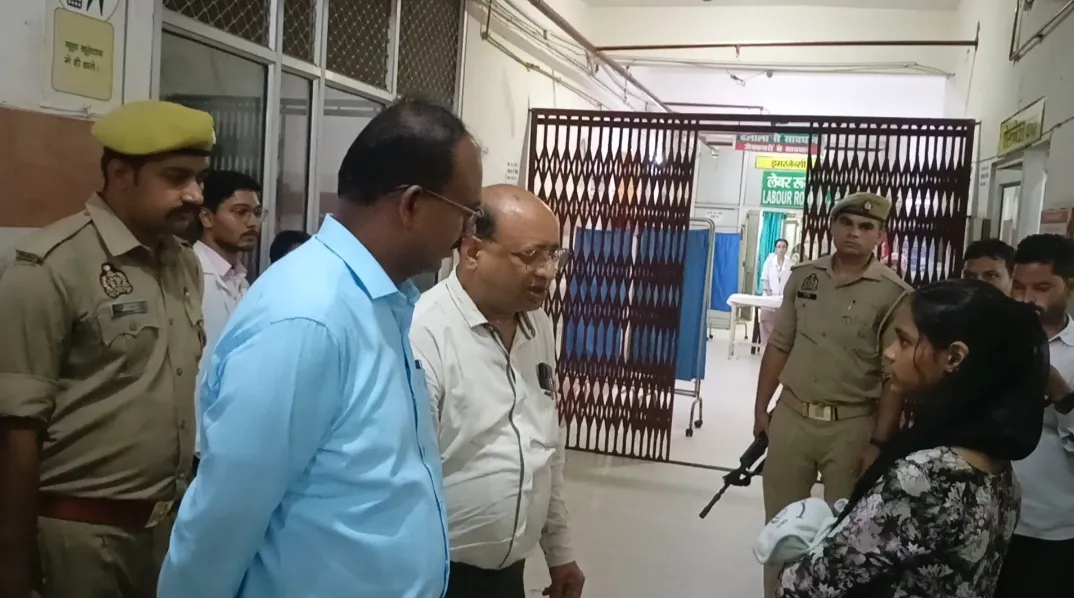 जिलाधिकारी ने किया स्वशासी राज्य चिकित्सा महाविद्यालय से सम्बद्ध  जिला अस्पताल का औचक निरीक्षण
