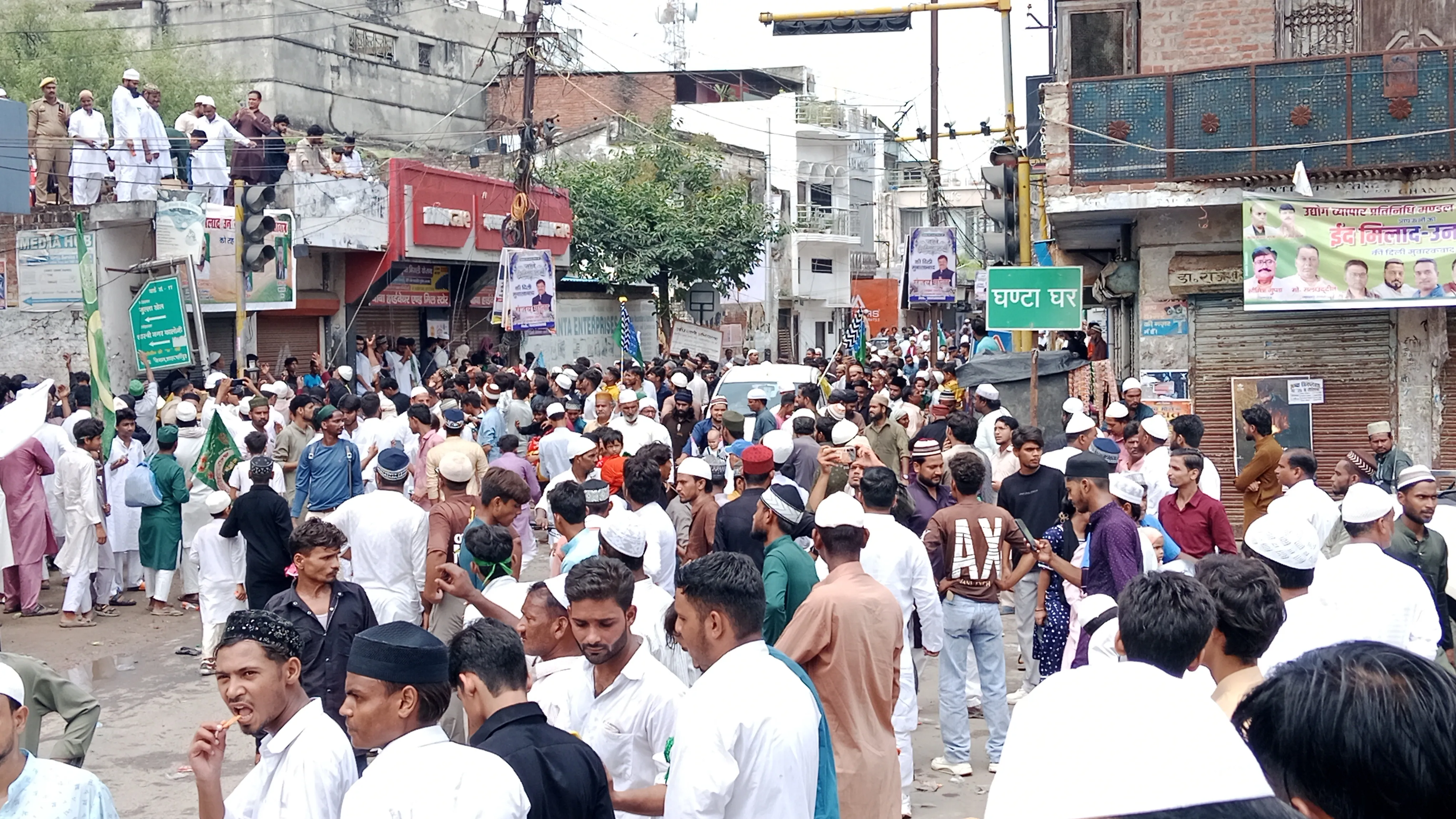 सरकार की आमद मरहबा के नारों से गूंजा शाहजहांपुर, जश्ने ईद मिलादुन्नबी का त्योहार हर्षोल्लास से मनाया गया