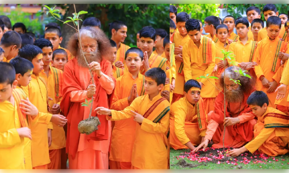 कजरी तीज पर स्वामी चिदानंद का संदेश, प्रकृति संरक्षण का लें संकल्प