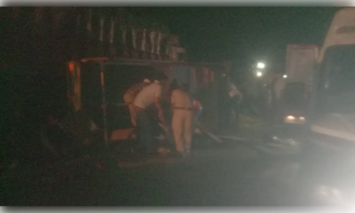 भिंड-ग्वालियर रोड पर भीषण हादसा, 8 की मौत, 26 घायल