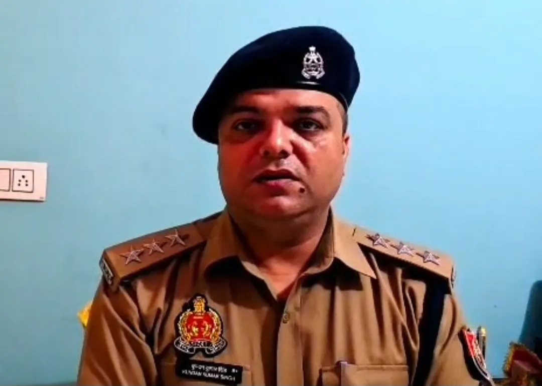 डीजे उतारते समय करंट की चपेट में आए दो युवक, एक की मौत