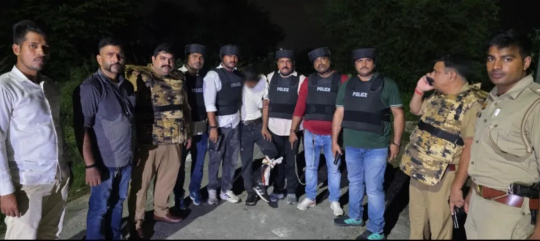 इनामिया वांछित बदमाश जितेन्द्र पासवान उर्फ लादेन मुठभेड़ में दबोचा गया 