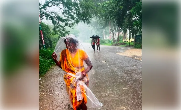 इन्द्रदेव हुए मेहरबान, किसानों के लिखे चेहरे