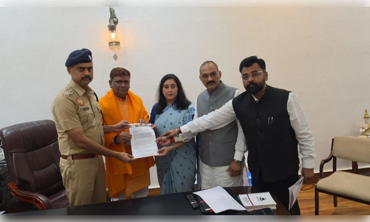 संसद परिसर विवाद को लेकर राहुल गांधी, पप्पू यादव व अवधेश प्रसाद पर एफआईआर की मांग