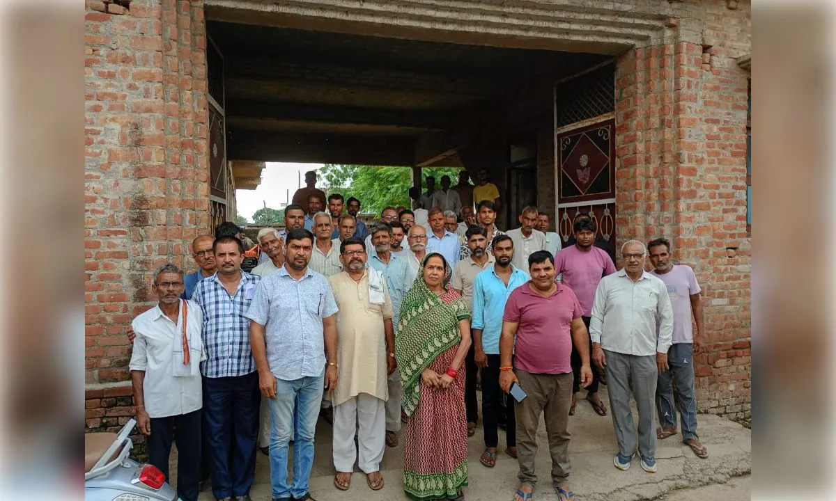 2027 की तैयारी तेज, घर-घर भाईचारे और एकता का संदेश पहुंचा रहा रालोद