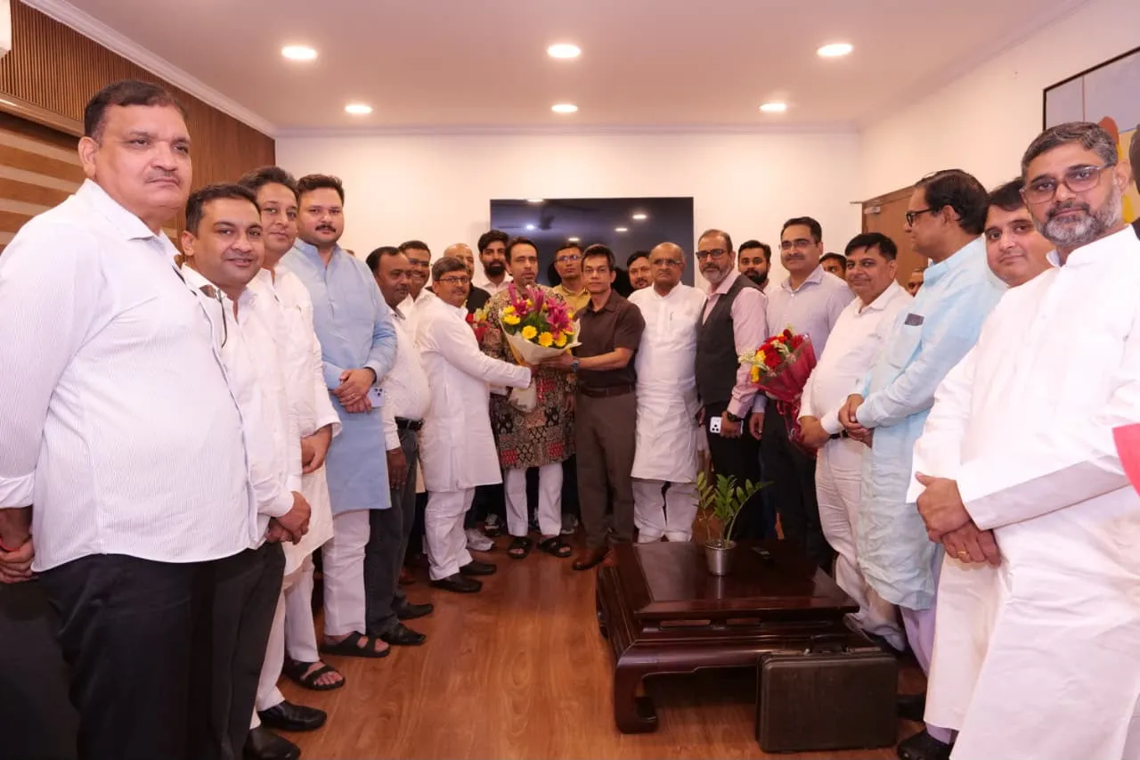 बीके शुक्ला रालोद में शामिल 