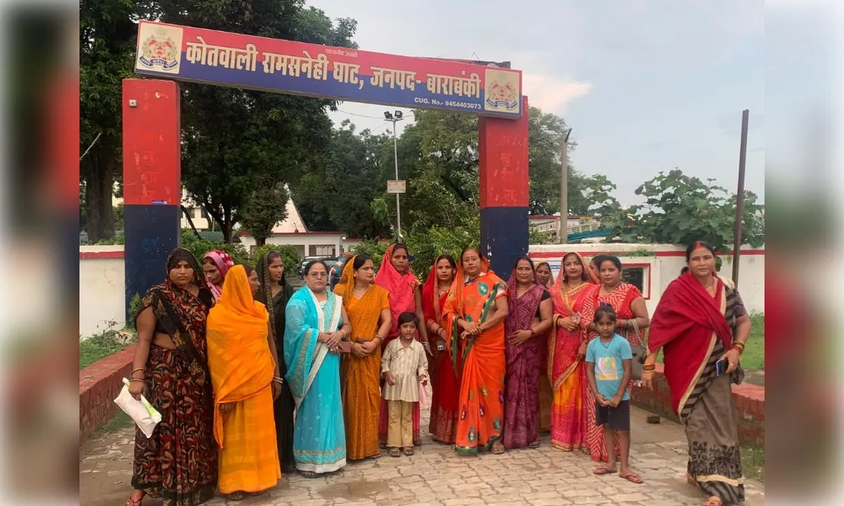 आपत्तिजनक सोशल मीडिया पोस्ट को लेकर कोतवाली में सौंपा ज्ञापन