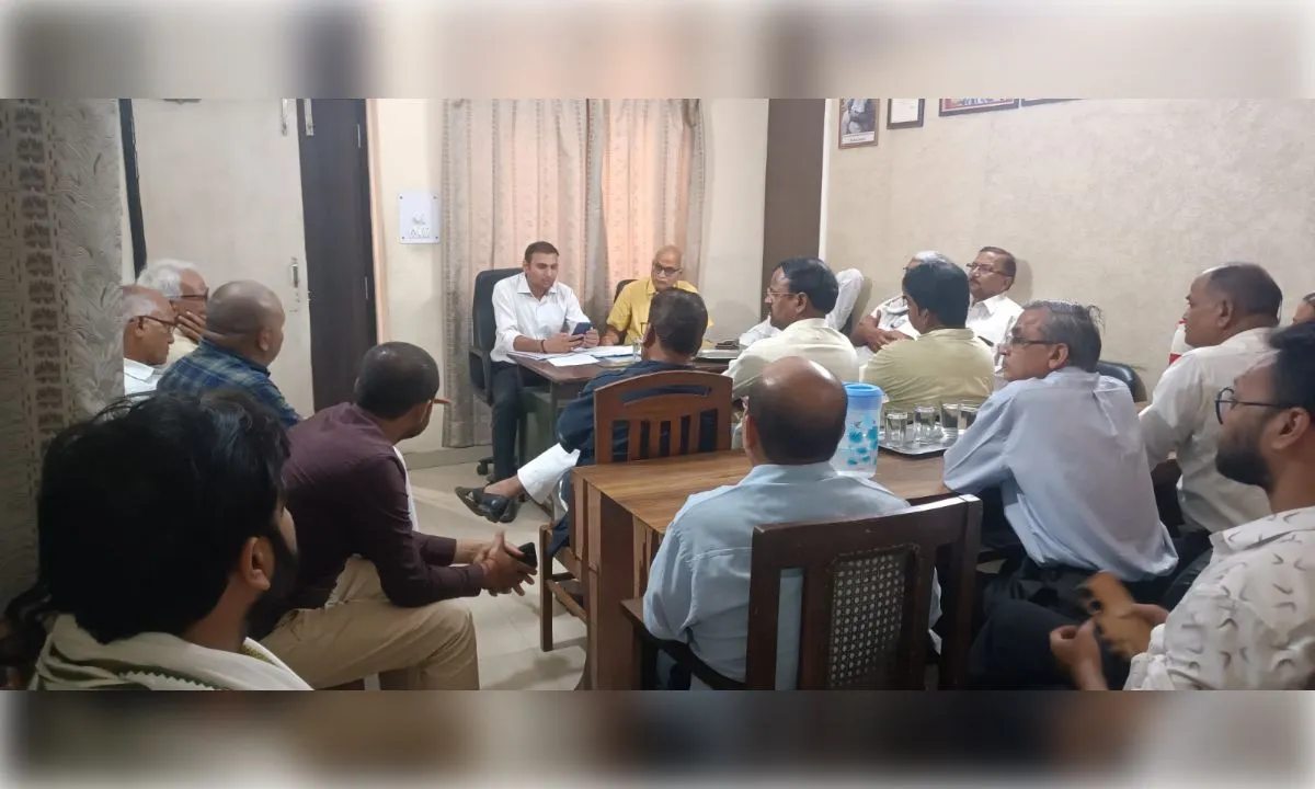 सुप्रीम कोर्ट के फैसले के बाद अडानी को लाइसेंस देना दोहरा मापदंड: समिति