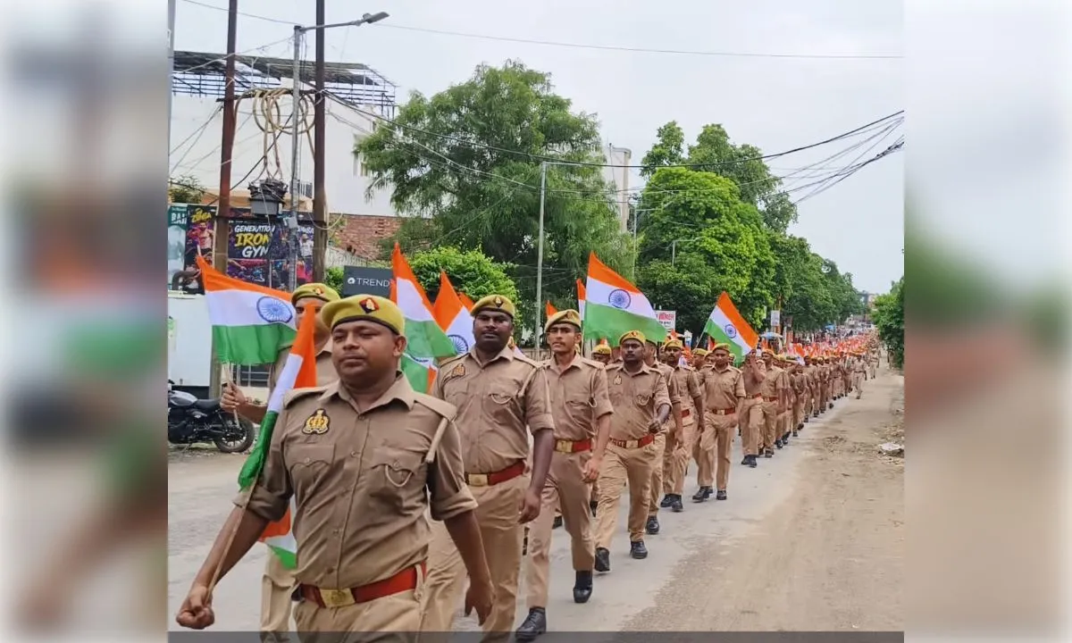 “हर घर तिरंगा” के तहत एसपी बहराइच के नेतृत्व में निकली तिरंगा यात्रा