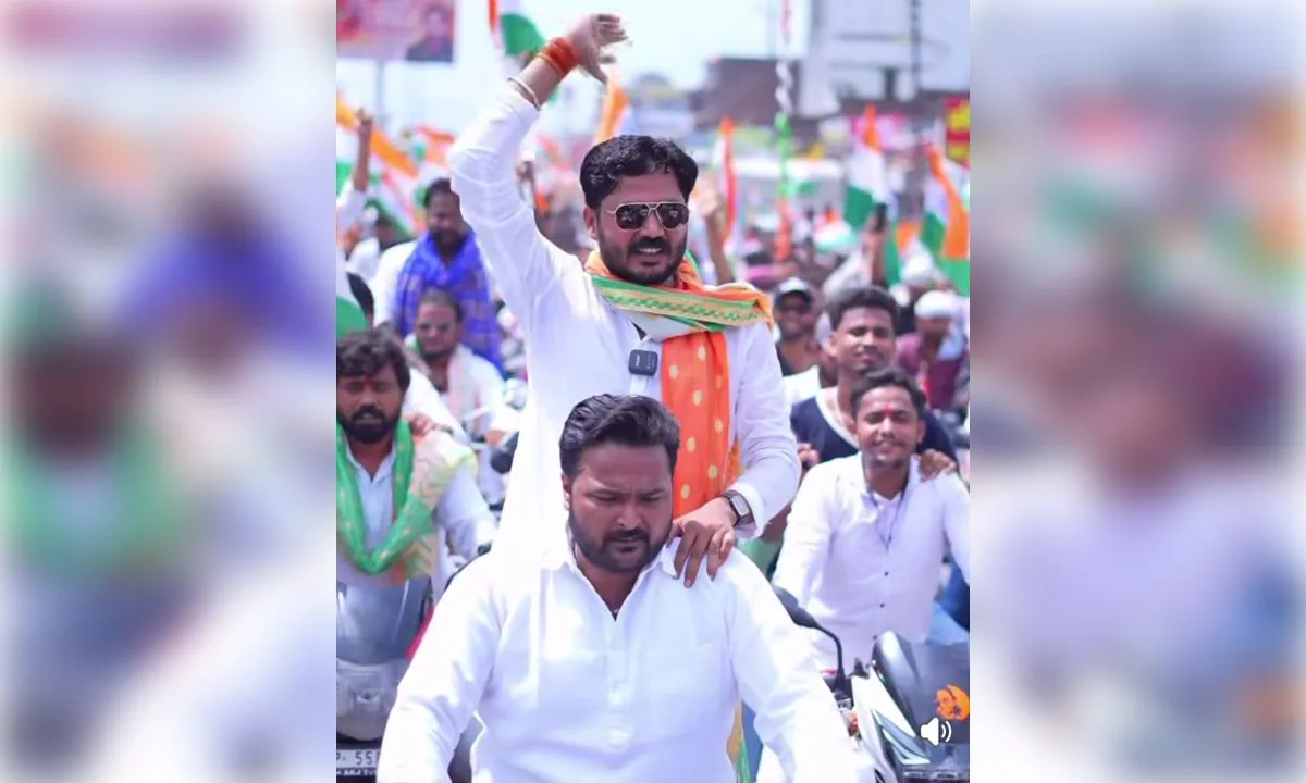 समाजसेवी अमय पाण्डेय के नेतृत्व में निकली बाइक तिरंगा यात्रा