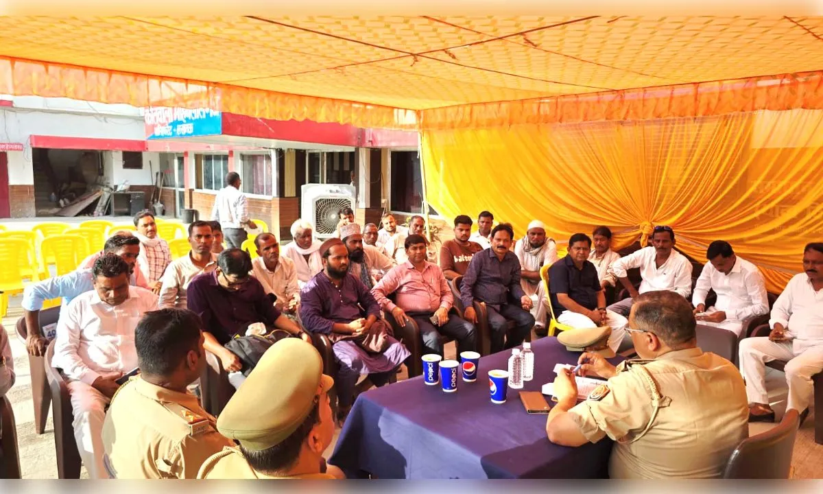 मोहनलालगंज थाने में बारावफात व जन्माष्टमी को लेकर की पीस बैठक