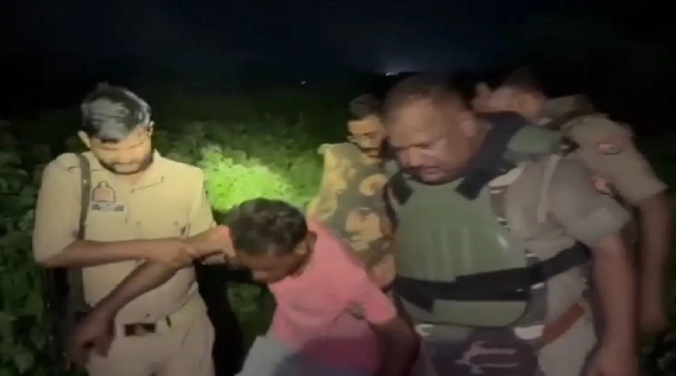  चेन स्नेचिंग के दो वांछित आरोपी मुठभेड़ में गिरफ्तार, एक को लगी गोली