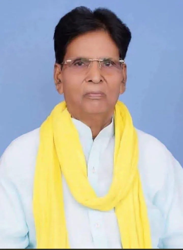 बस्ती की राजनीति को बड़ा झटका, रामनगर से तीन बार विधायक रहे राम ललित चौधरी का निधन