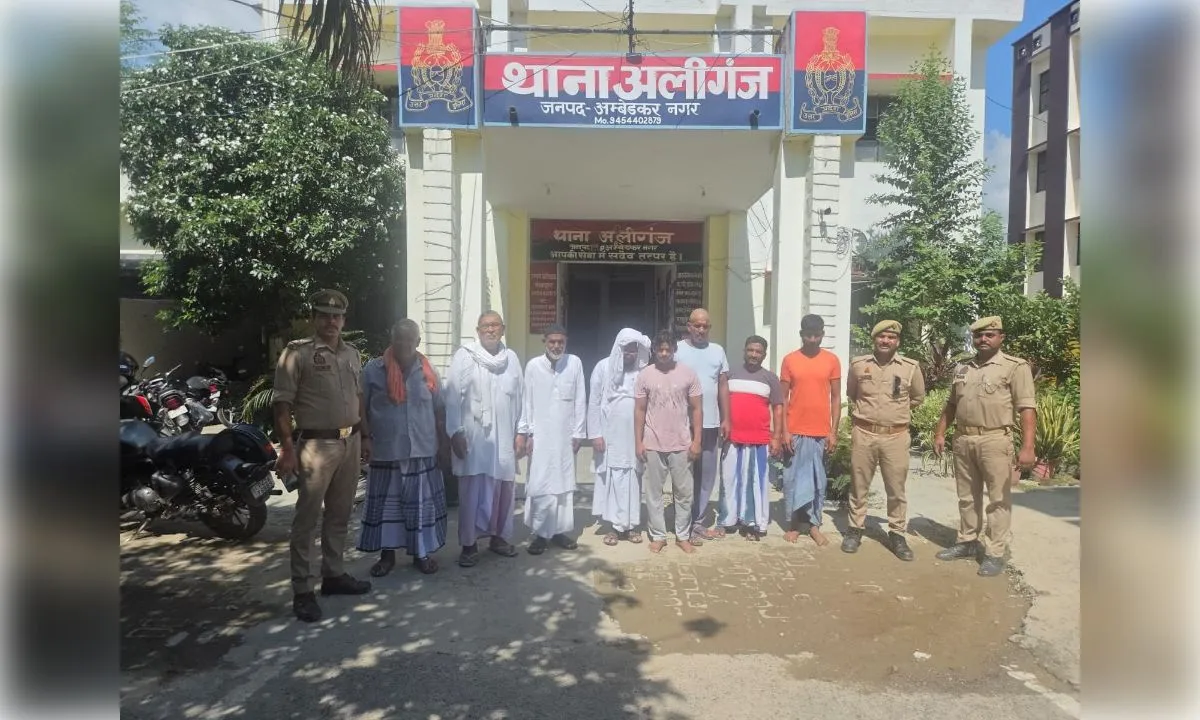 गोवध के मामले में अलीगंज पुलिस की बड़ी कार्रवाई, 4 गिरफ्तार